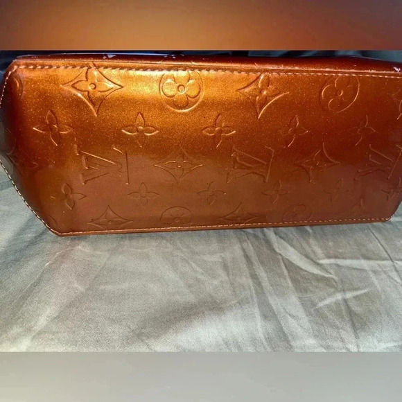 Louis Vuitton Reade Monogram Handbag - Picture 7 of 8